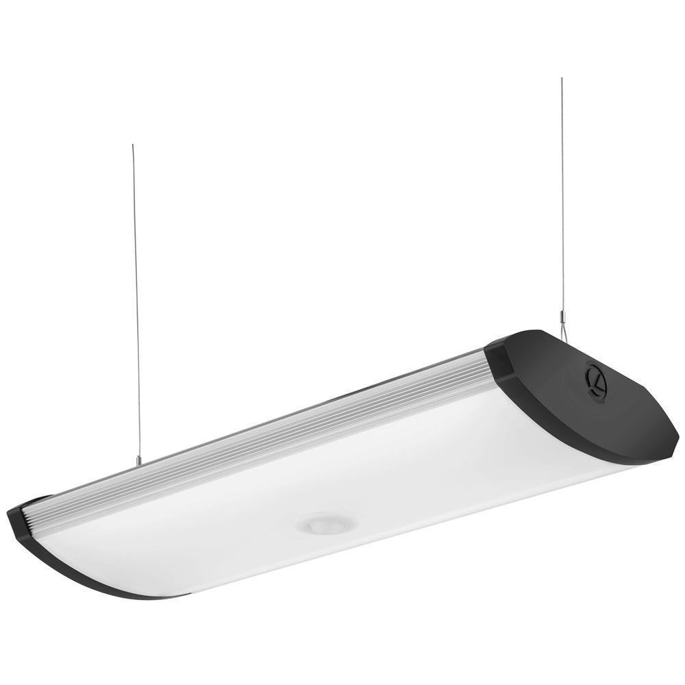 Lumi re de garage led danny lamoureux entrepreneur lectricien